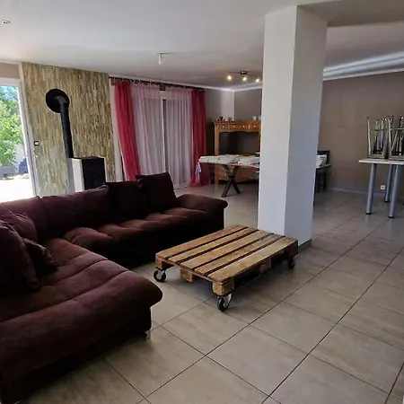 Pour 10 Personnes Avec Piscine Et Jacuzzi * Ales