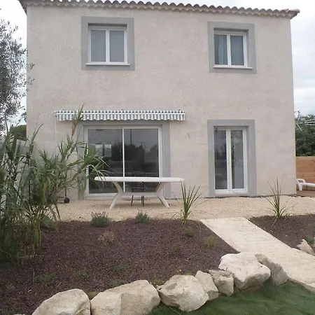 Holiday home Pour 10 Personnes Avec Piscine Et Jacuzzi *